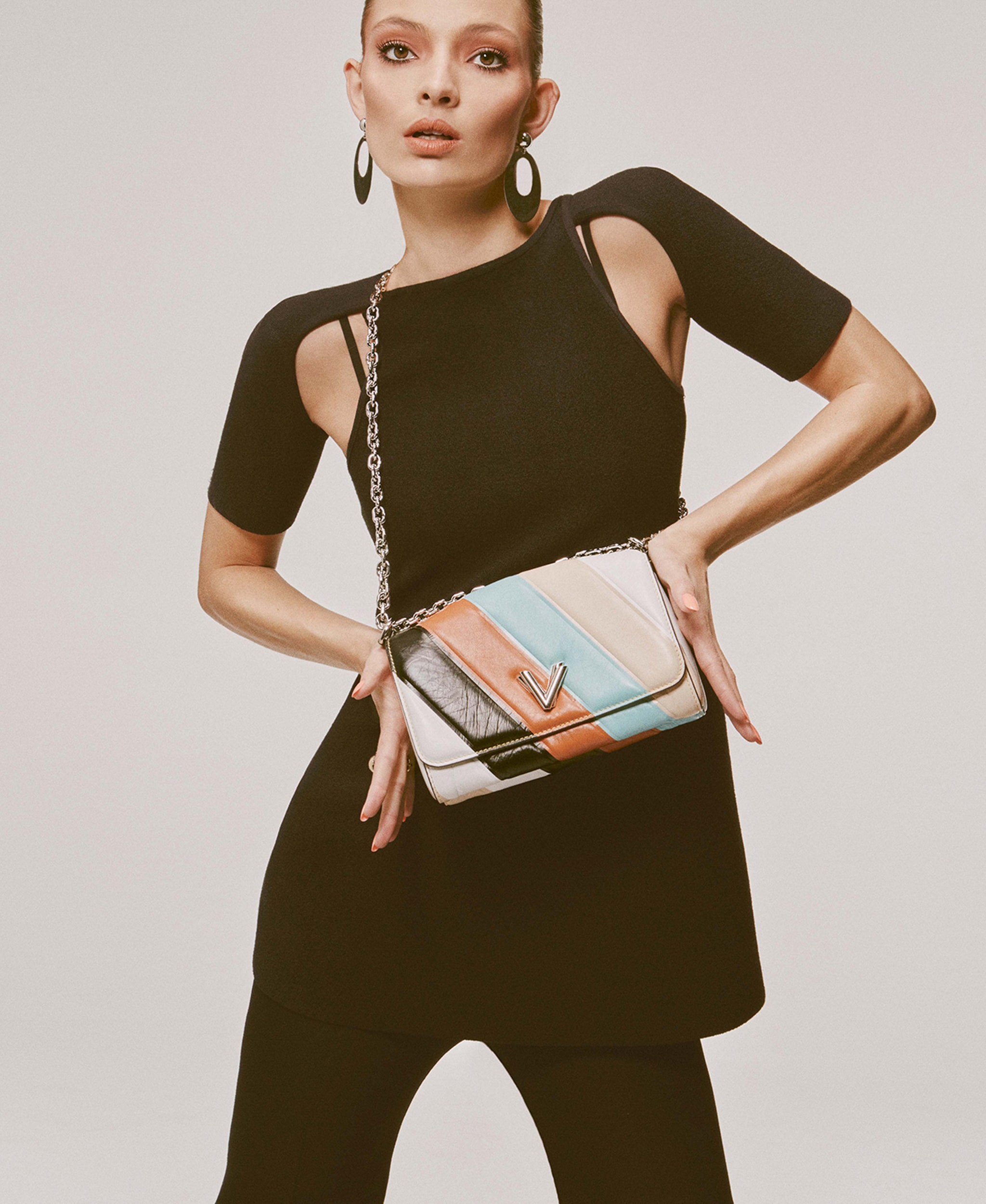 Precieuses Seventies M Le Monde Charlotte Wales 2023