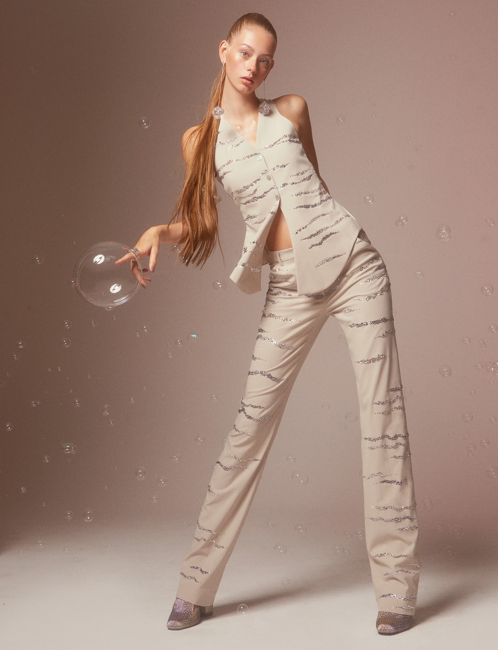 S/S 2017 Area Charlotte Wales 2023