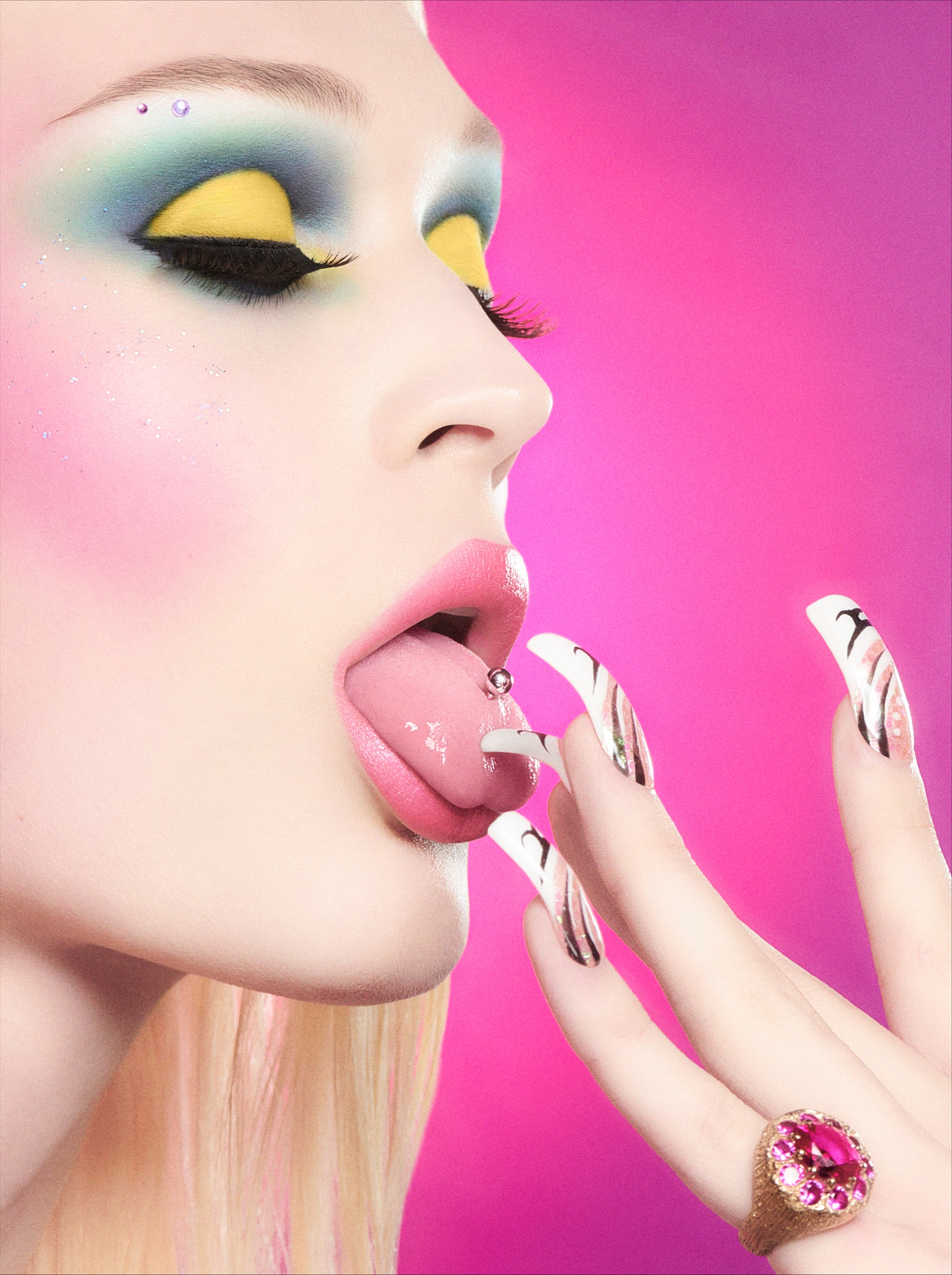 Ravezine Charlotte Wales 2023